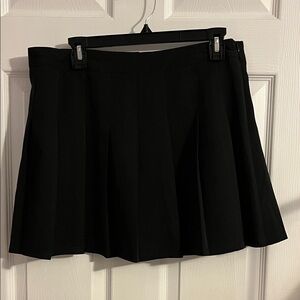 Classic Black Pleated Women's Skirt